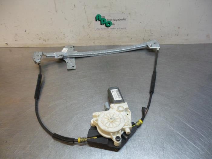 Mécanique vitre 2portes avant gauche d'un Peugeot 307, -, 3 mois de garantie, Utilisé, -