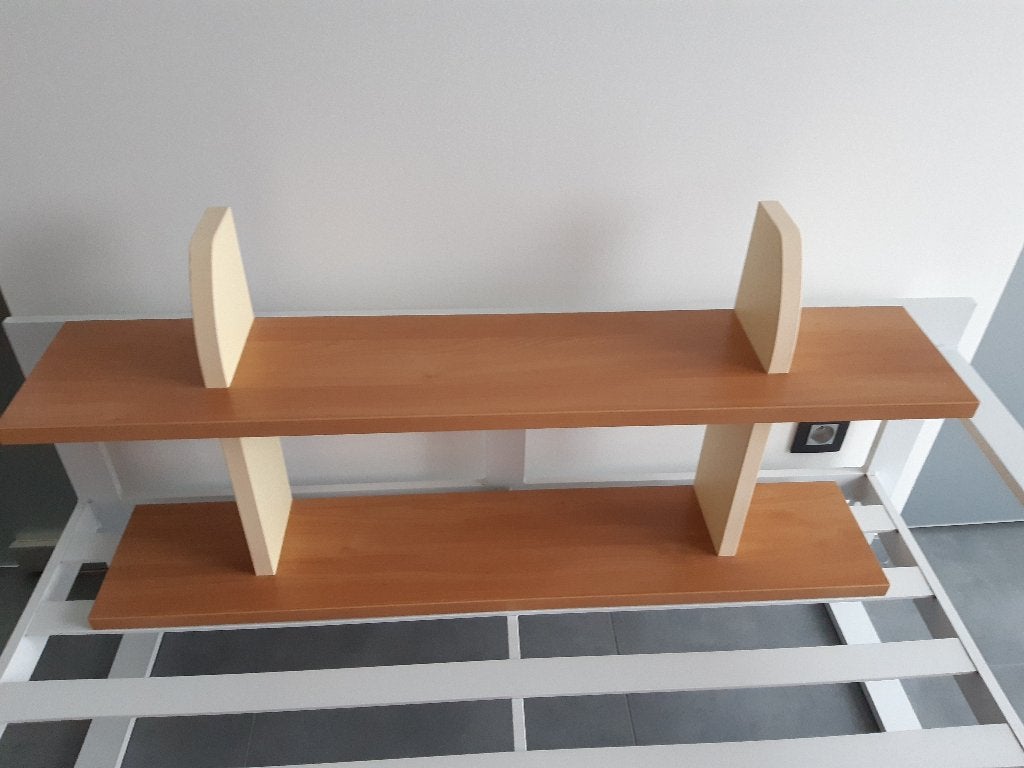 Etagère couleur bois/jaune pour chambre d'enfant, Enlèvement, Comme neuf