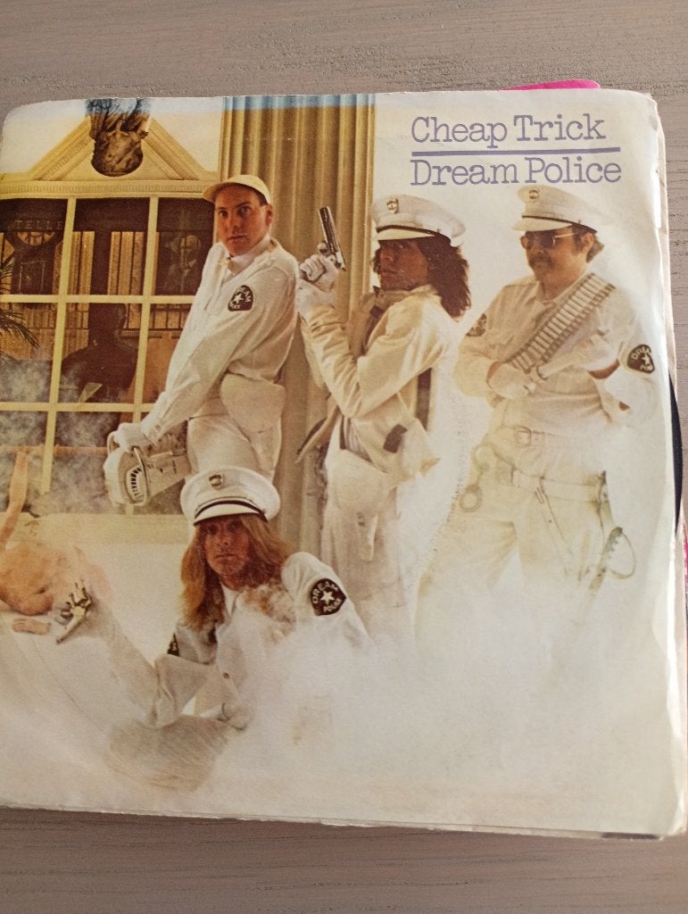 Cheap Trick - Dream police, Gebruikt, 7 inch, Pop, Fotohoes