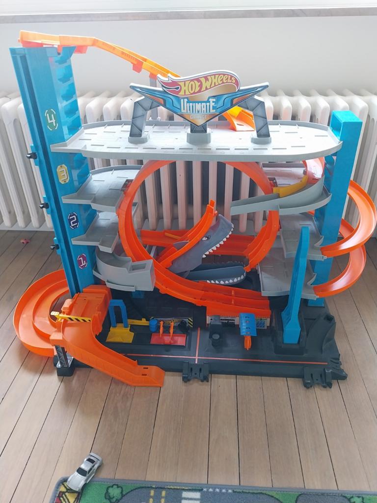 Hot wheels ultimate garage, Enfants & Bébés, Jouets | Circuits, Enlèvement, Circuit, Hot Wheels