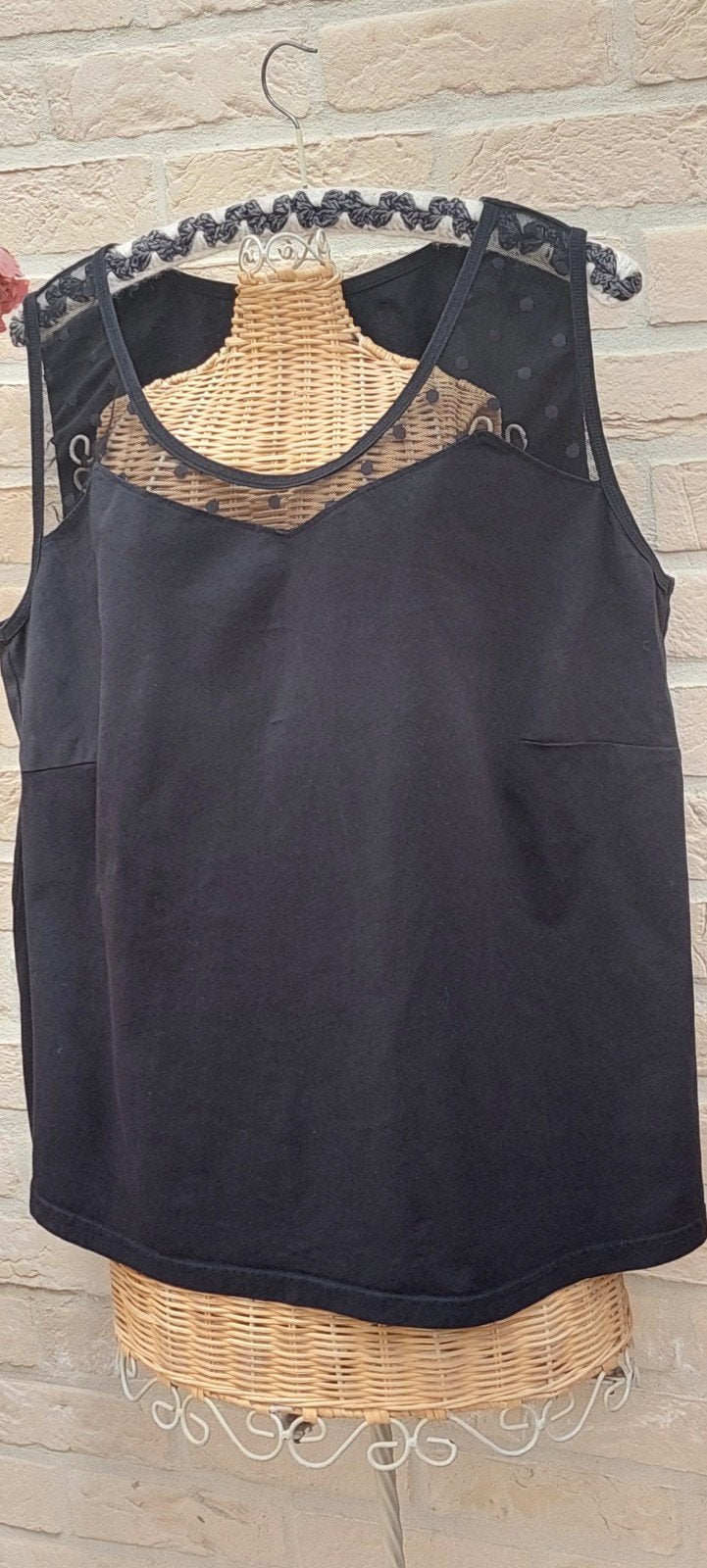 topje maat 52/54 bonprix, Kleding | Dames, Grote Maten, Bonprix, Ophalen of Verzenden, Zo goed als nieuw, Zwart