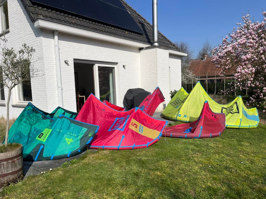 North Neo 4-5-7-9 kitesurf + 2 bars, Watersport en Boten, Ophalen, Bar