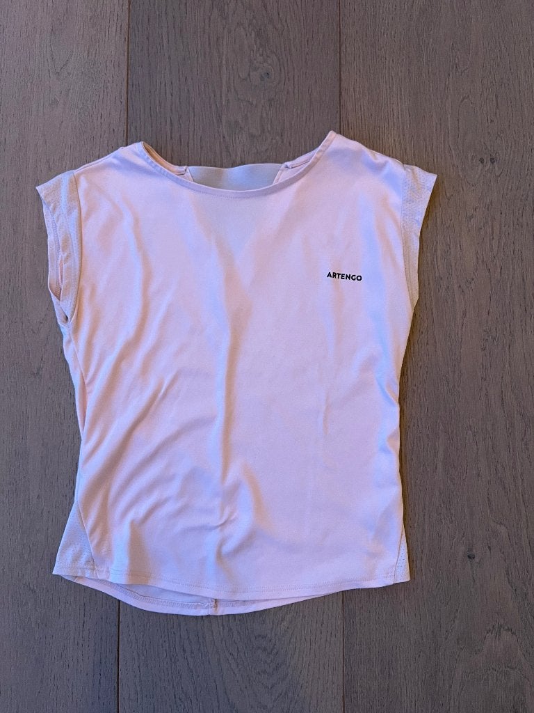 Tennis t-shirt 8-9 jaar Decathlon, Sport en Fitness, Tennis, Ophalen, Gebruikt, Kleding, Overige merken