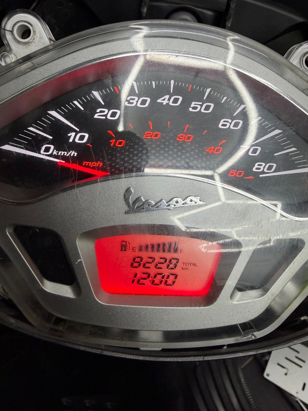 Compteur Vespa 8k km, Vélos & Vélomoteurs, Enlèvement ou Envoi, Comme neuf, Vespa
