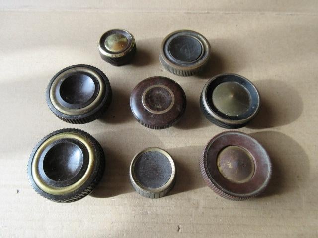 Lot de 8 boutons tsf bakelite, Antiquités & Art, Enlèvement ou Envoi