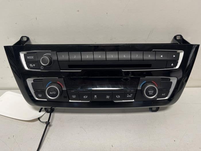 Kachel Bedieningspaneel van een BMW 3-Serie, Gebruikt, -, -, Ophalen of Verzenden
