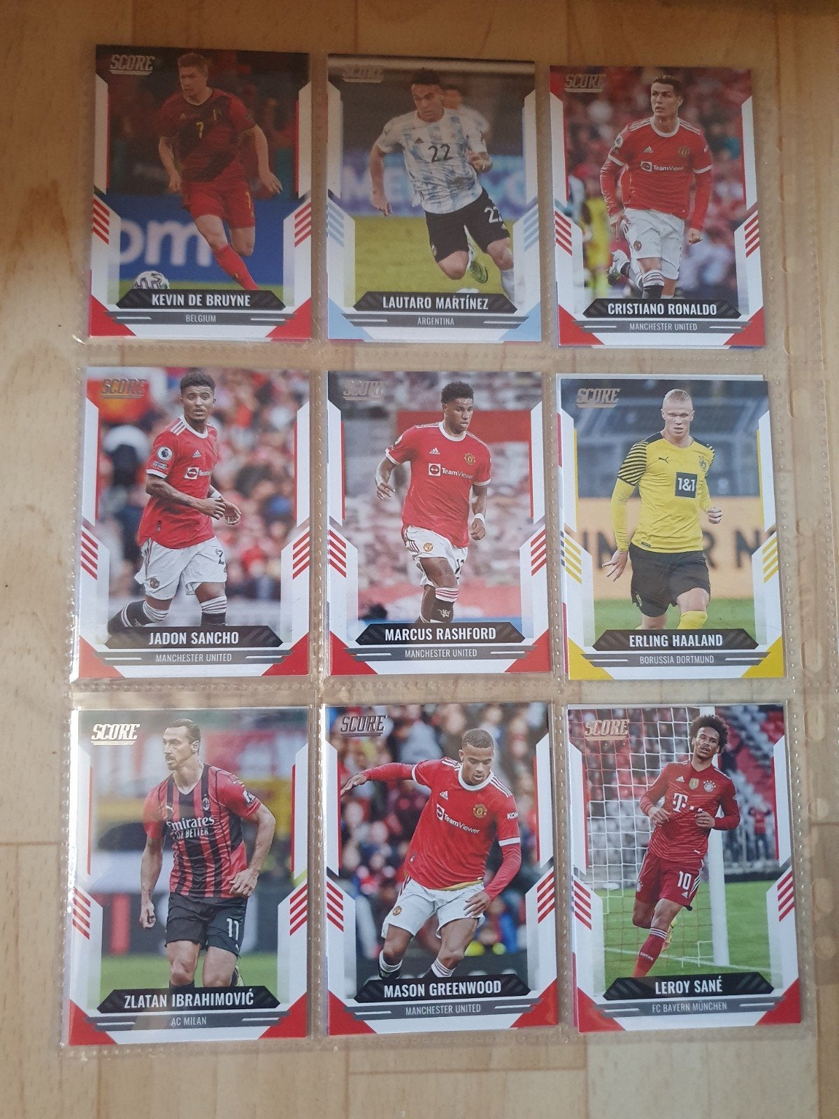 9x Panini Score 2021-2022 Haaland/Ronaldo/De Bruyne, Hobby & Loisirs créatifs, Autocollants & Images, Enlèvement ou Envoi, Neuf