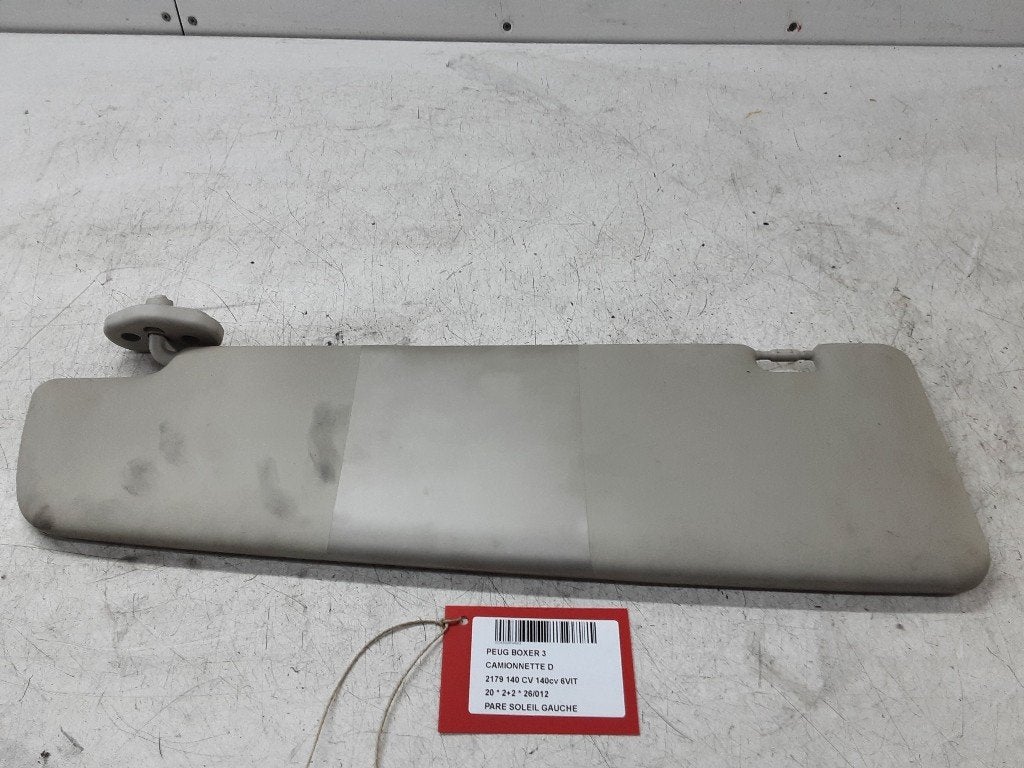 PARE-SOLEIL GAUCHE Peugeot Boxer (U9) (01-2006/12-2023), Mevr. I. Hauben, Utilisé, Rue de l'Espoir 34 34
4030  GRIVEGNÉE, BE, Info@Collignon.be