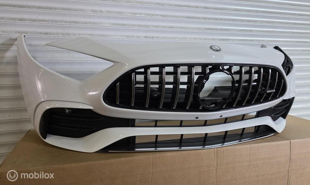 Mercedes SL43 Bumper voor AMG W232 A2328854200, Gebruikt, Voor, Ophalen of Verzenden, Bumper