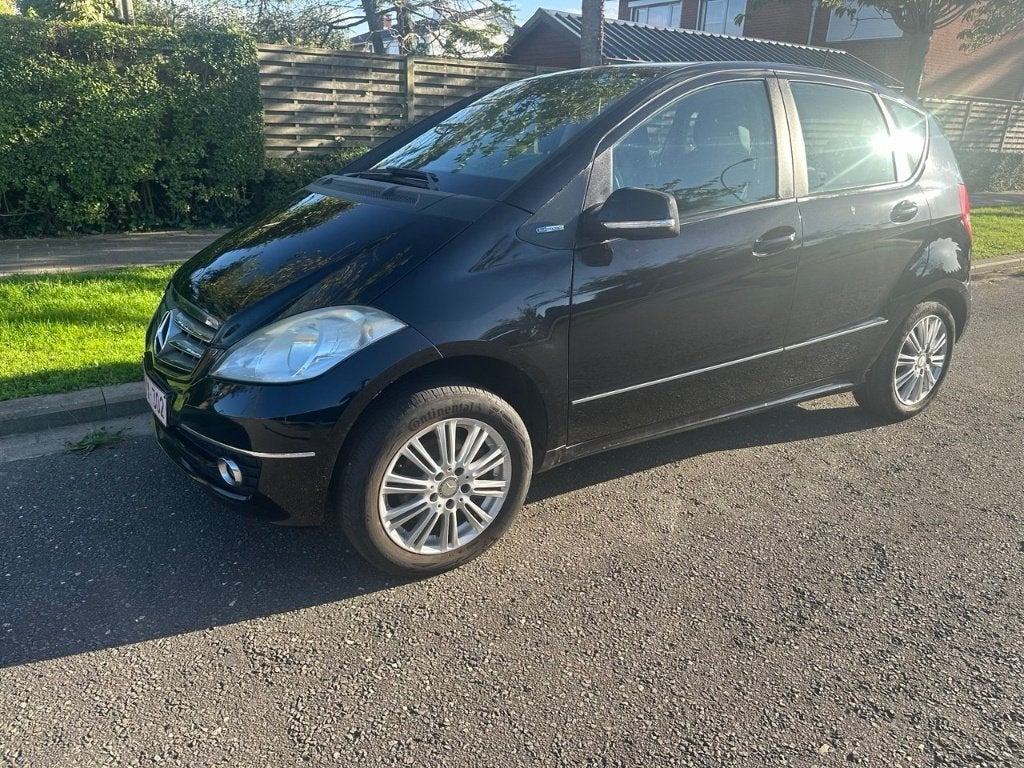 Mercedes-Benz A170 2009 Benzine, Auto's, Voorwielaandrijving, Zwart, 4 cilinders, Leder en Stof