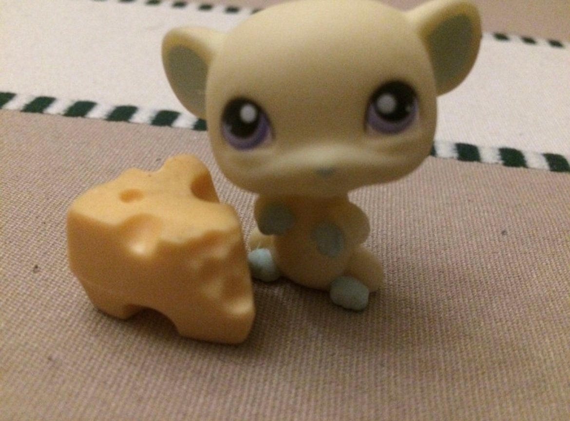 Littlest Pet Shop - muis met kaas, Verzamelen, Ophalen of Verzenden, Zo goed als nieuw