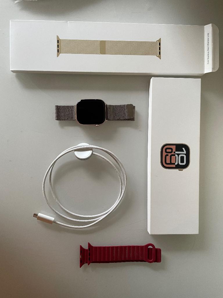 Apple watch, Bijoux, Sacs & Beauté, Montres connectées, Comme neuf, iOS, Rouge, État, Enlèvement ou Envoi