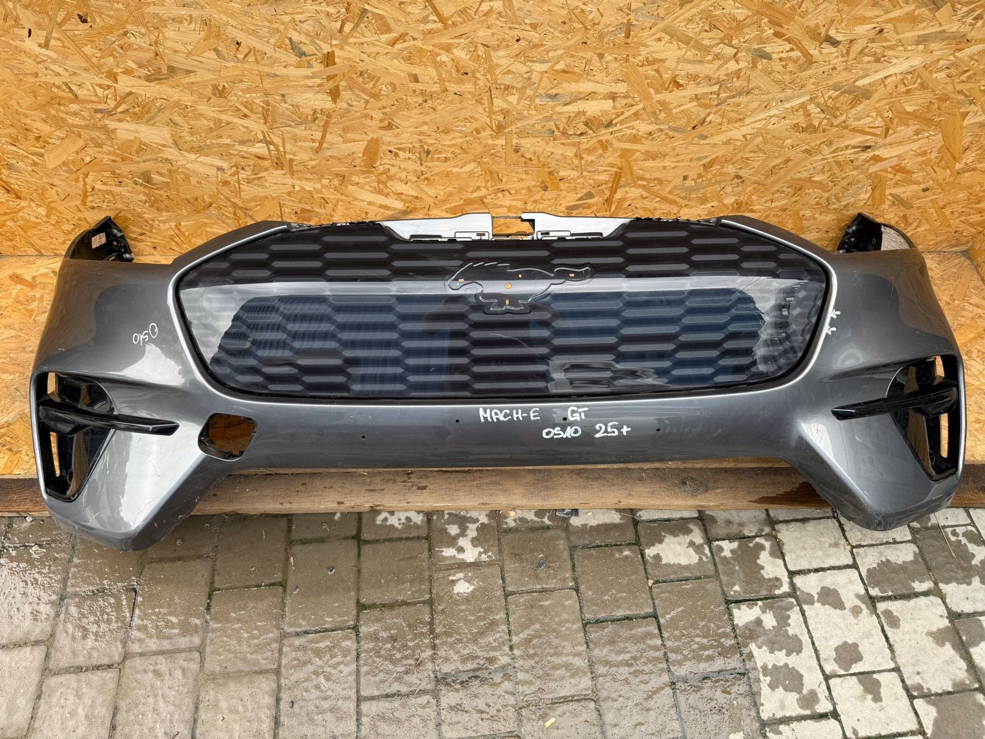 Ford Mustang Mach-E GT Voorbumper Voor, Gebruikt, Voor, Info@ford.com, Ford