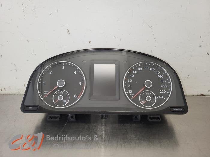 Kilometerteller KM van een Volkswagen Caddy, Gebruikt, -, Volkswagen, -