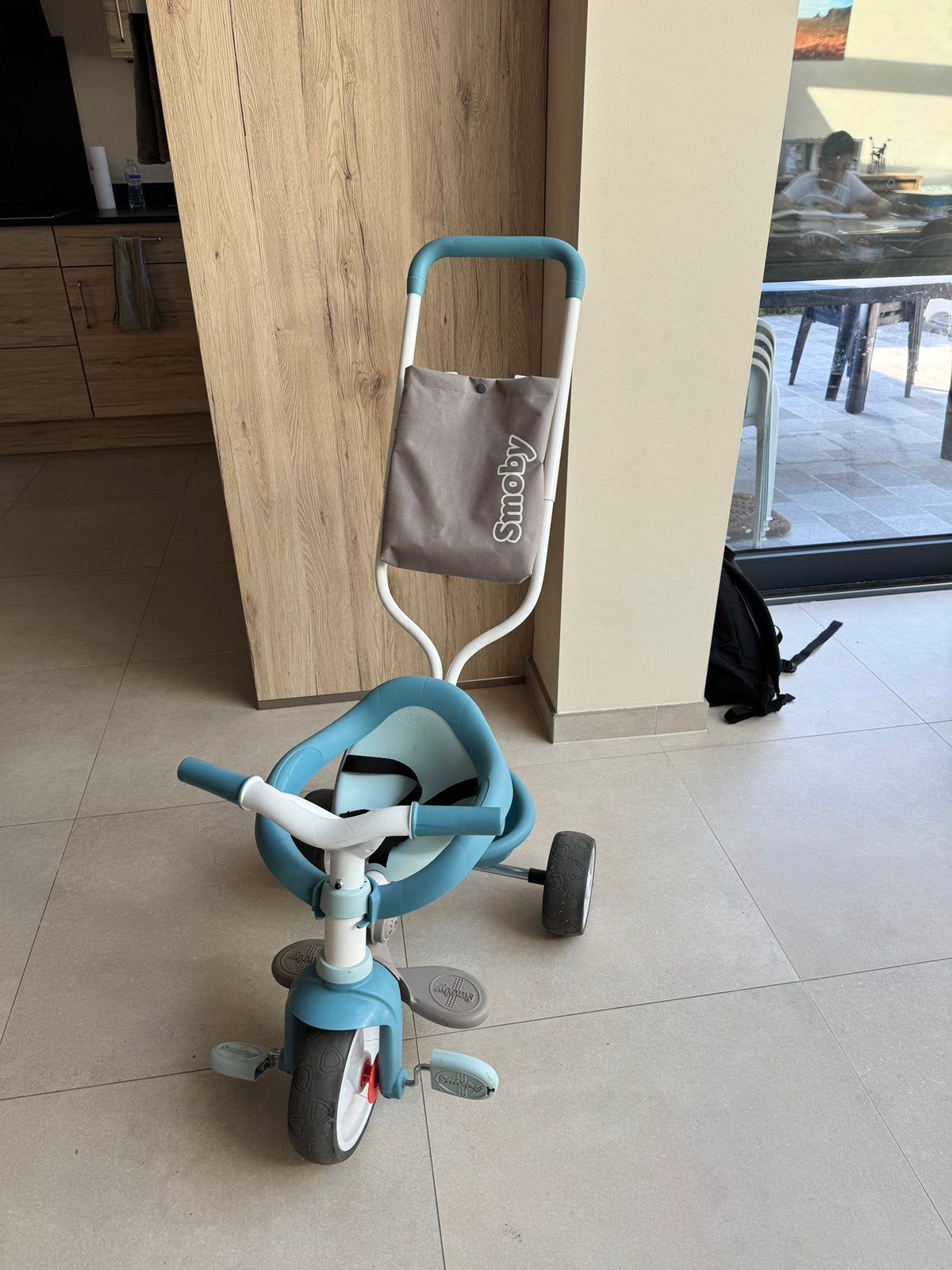 Tricycle Smoby, Enlèvement, Comme neuf, Tige de poussée