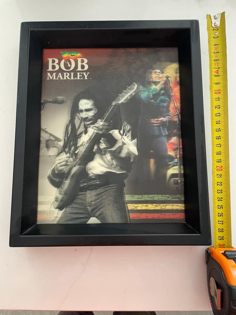 Cadre photo Bob Marley - Légende emblématique du reggae, Enlèvement ou Envoi, Comme neuf, Moins de 50 cm, Moins de 50 cm