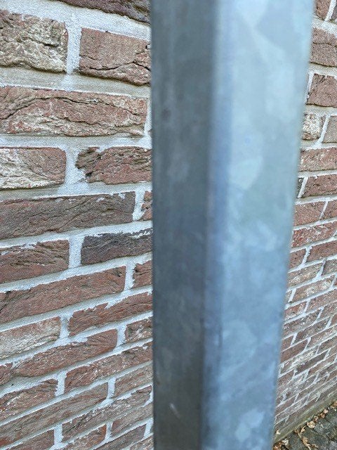 Profiel gegalvaniseerd vierkant 2,50 m, Doe-het-zelf en Bouw, Metalen, Ophalen, Gebruikt, IJzer
