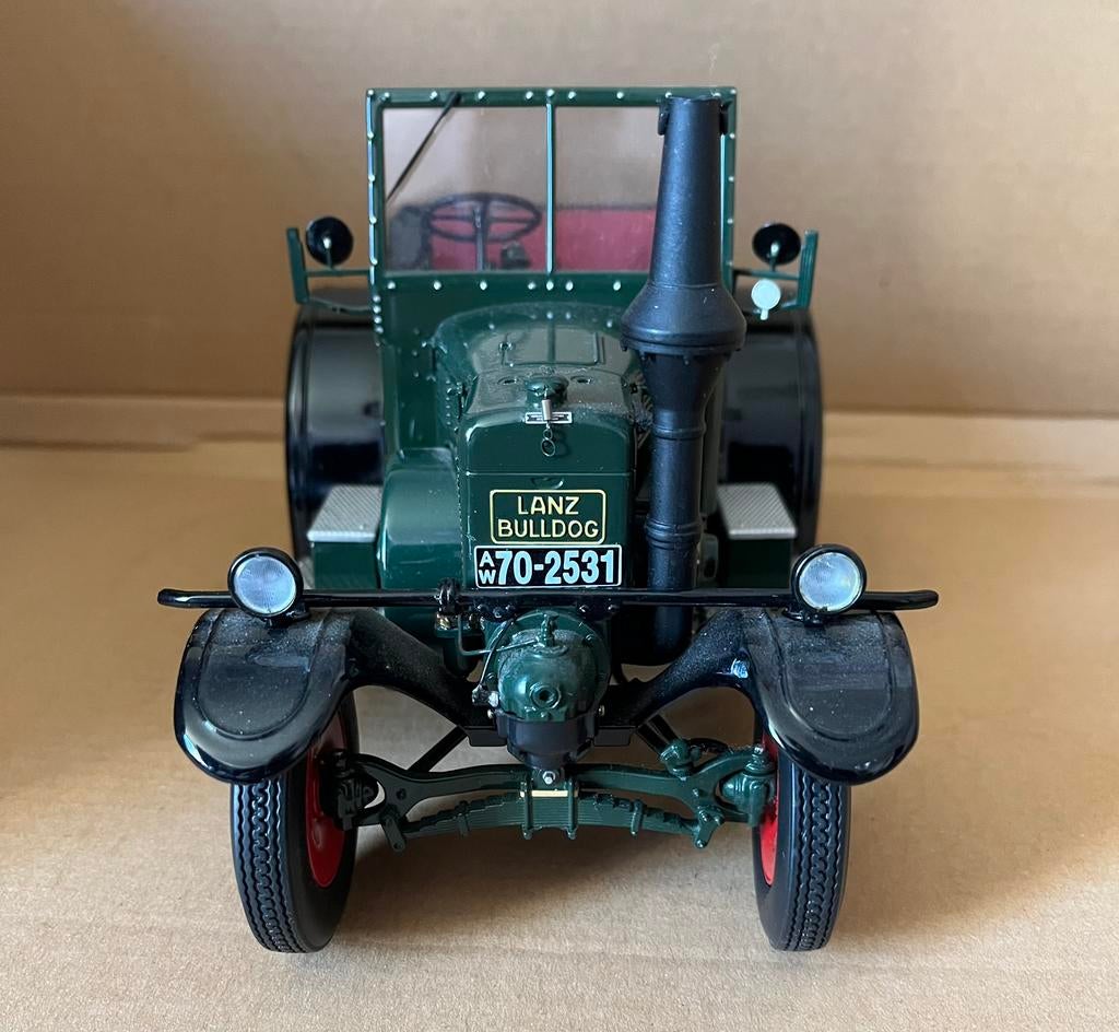 Voiture classique Schuco Lanz Eilbulldog 1:18, Enlèvement ou Envoi, Comme neuf