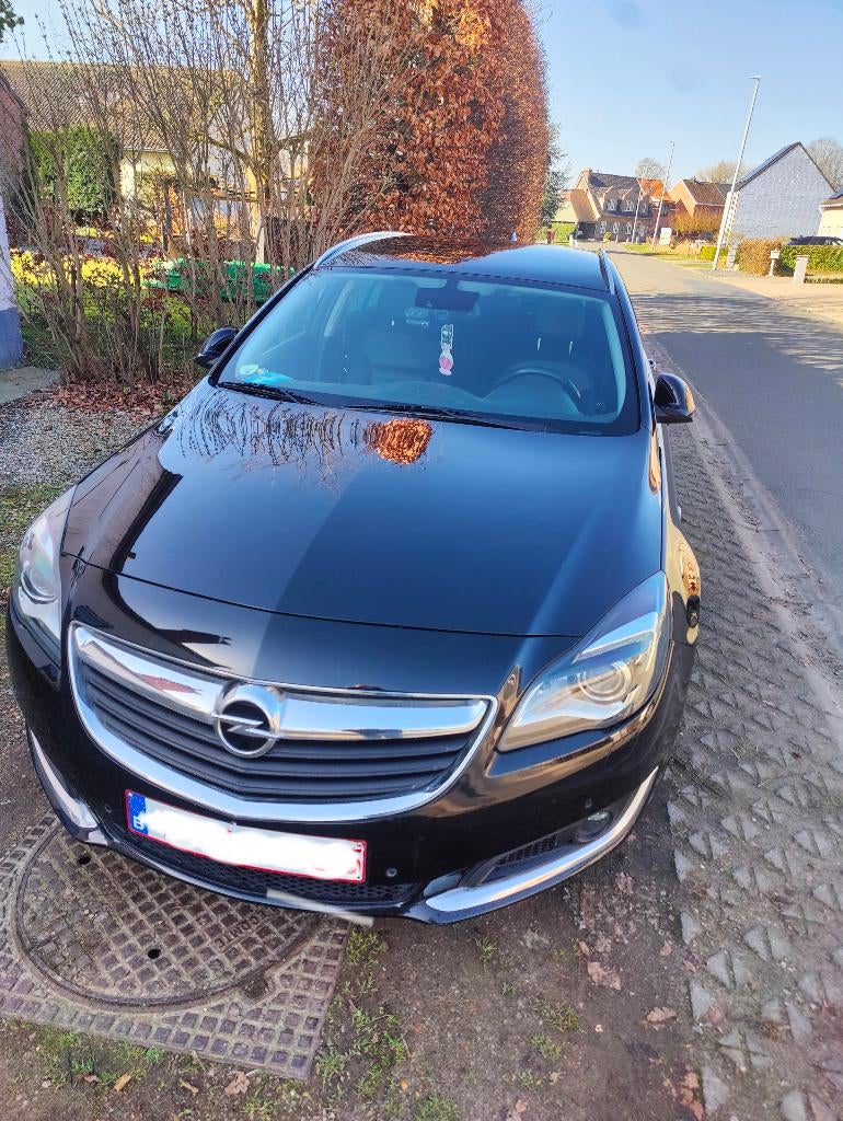 Insignia Sports Tourer 1.6 CDTi ecoFLEX Edition, Achat, Euro 6, Boîte manuelle, Noir