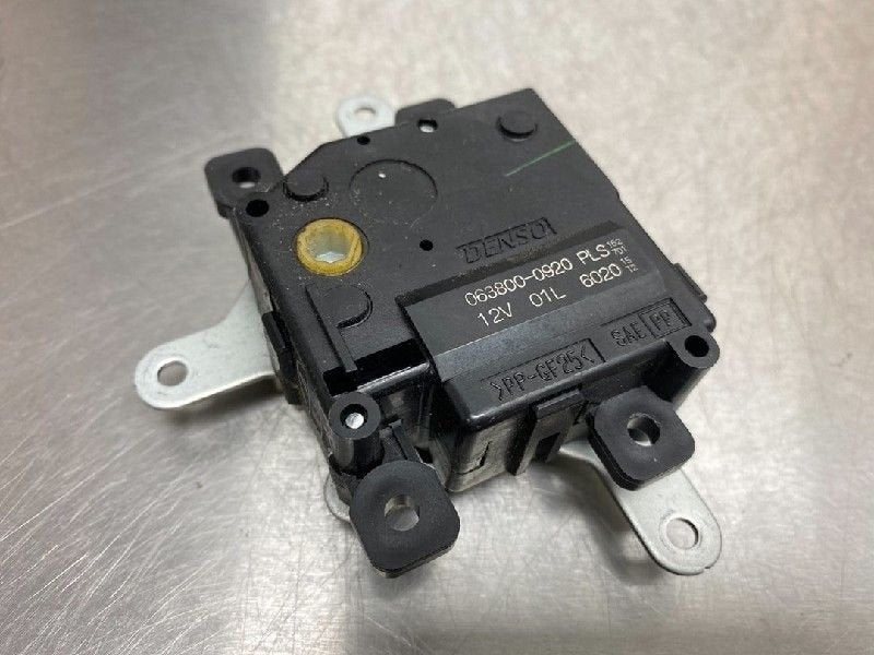 KACHELSTELMOTOR Toyota RAV4 (A3) (|0638000920PLS|), Gebruikt, Toyota