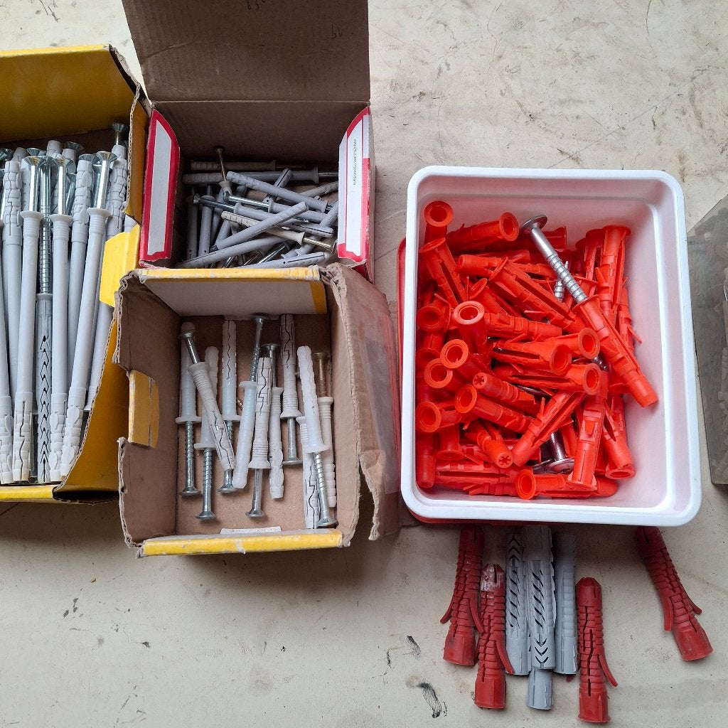 Pluggen en schroeven- trifons-slotbouten, Ophalen of Verzenden, Nieuw, Pluggen
