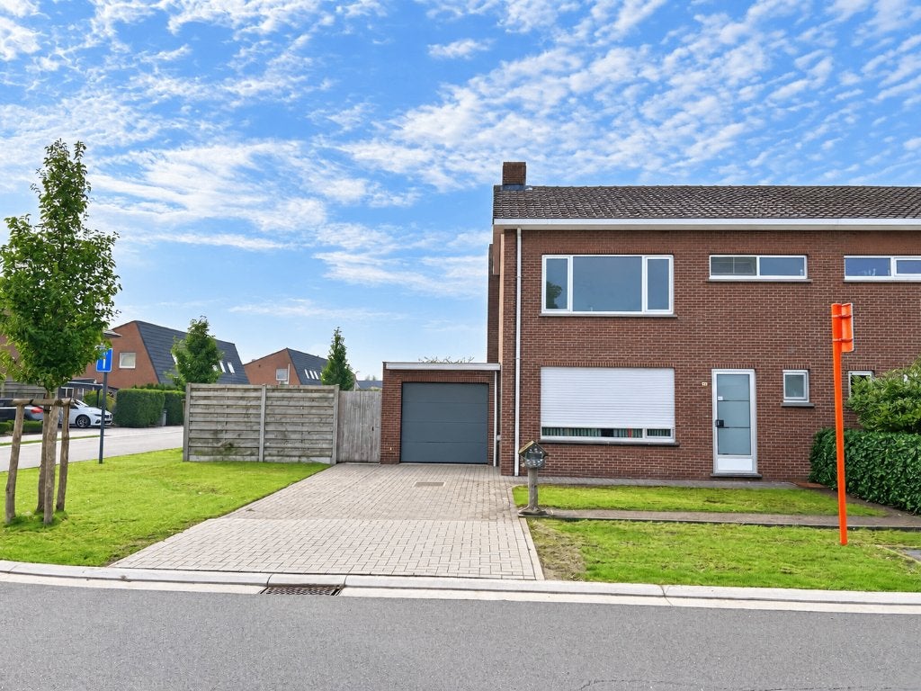 Woning te huur, 556 m², 199 kWh/m²/an, En direct du propriétaire, Anvers (ville)