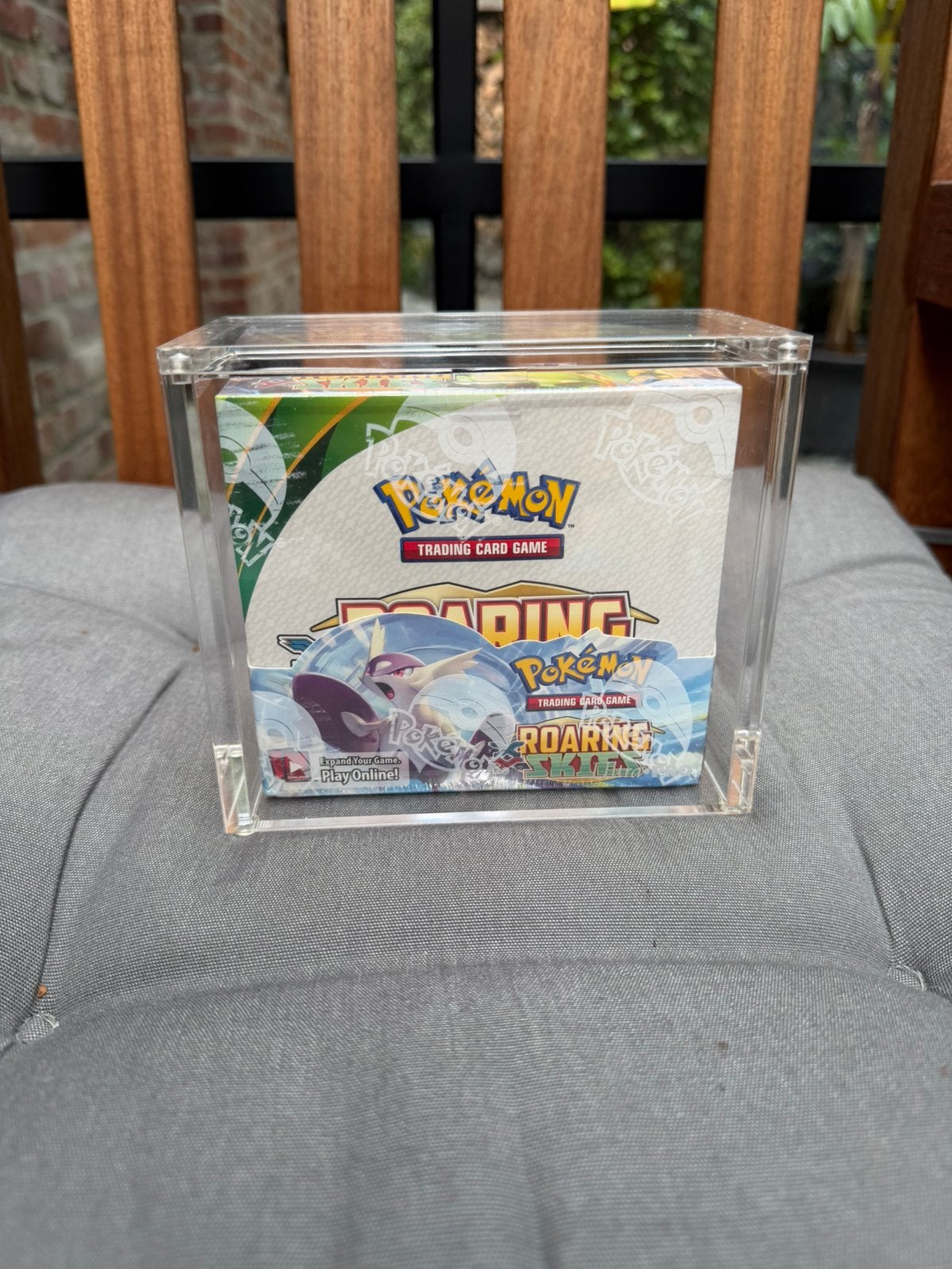 Roaring skies booster box, Huis en Inrichting, Emmers, Ophalen, Zo goed als nieuw