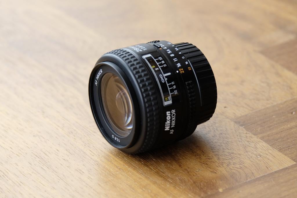 NIKON AF-D 28MM F/2.8Art, Audio, Tv en Foto, Foto | Lenzen en Objectieven, Ophalen, Zo goed als nieuw, Standaardlens