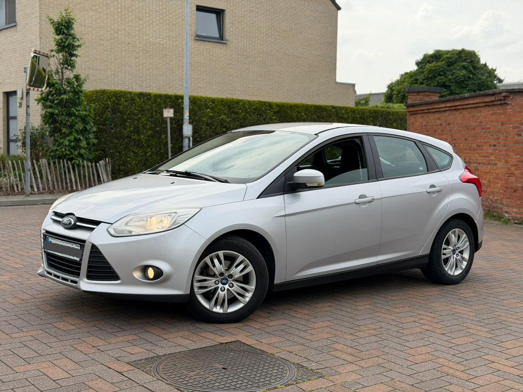 Ford Focus 1.6 TDCi Bj12/2011* 273.000Km's! EURO 5, Auto's, Ford, Bedrijf, Te koop, Focus, Diesel, Euro 5, Berline, 5 deurs, Handgeschakeld