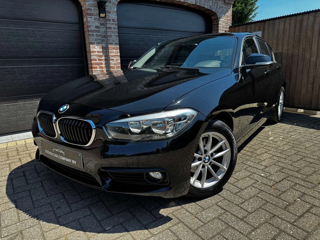 BMW 1 Serie 116 | LED | CRUISE CONTROL | AUTO A/C | M SPORT, Auto's, BMW, 116 g/km, Gebruikt, Zwart, 5 deurs