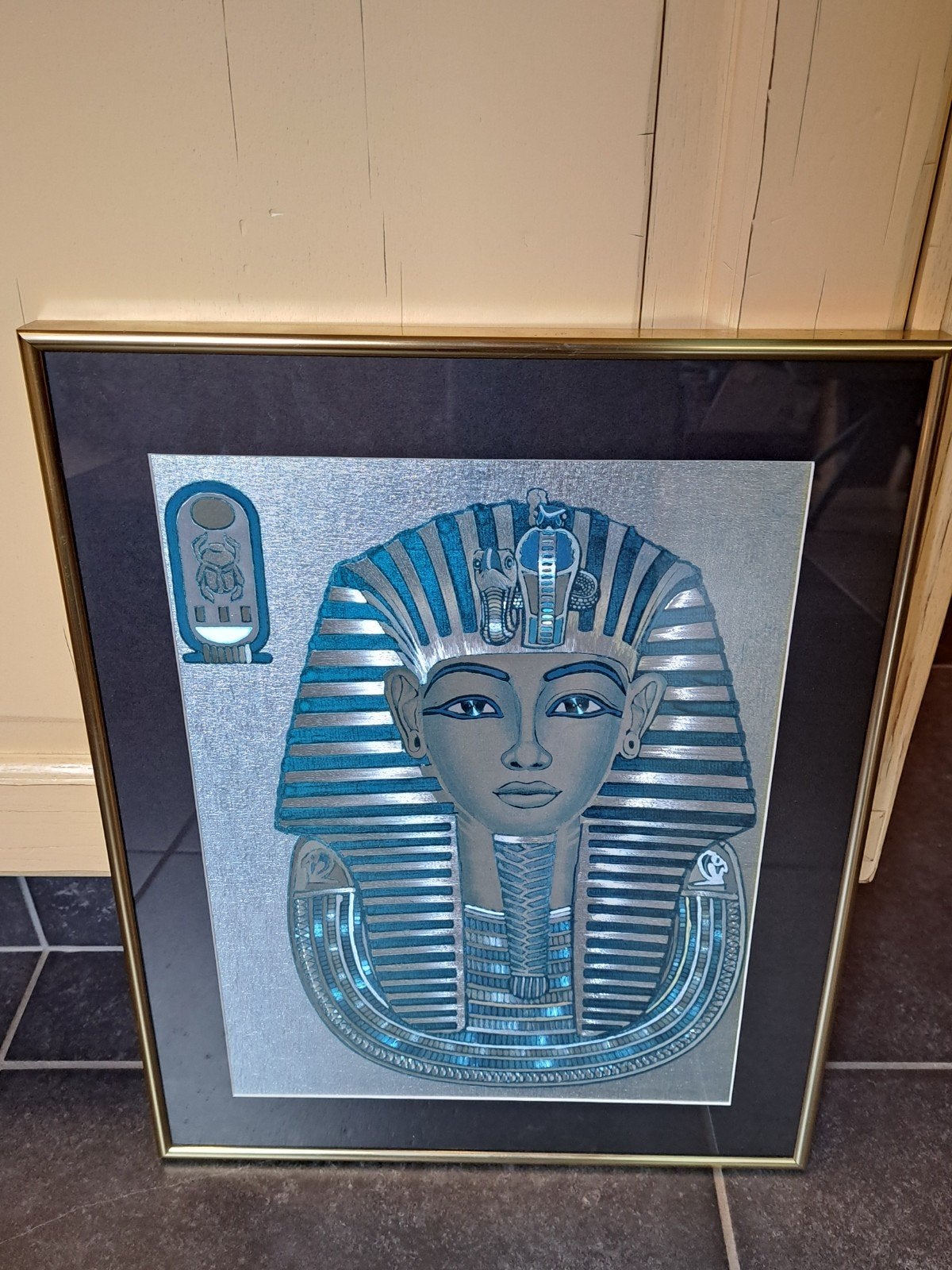 Egyptische kader, Ophalen