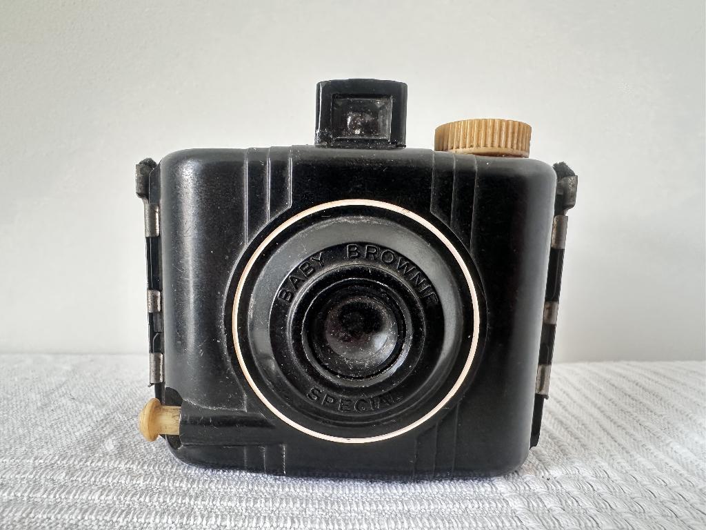 Kodak Baby Brownie Special appareil photo Art Déco vintage, Enlèvement ou Envoi, Avant 1940, Appareils photo