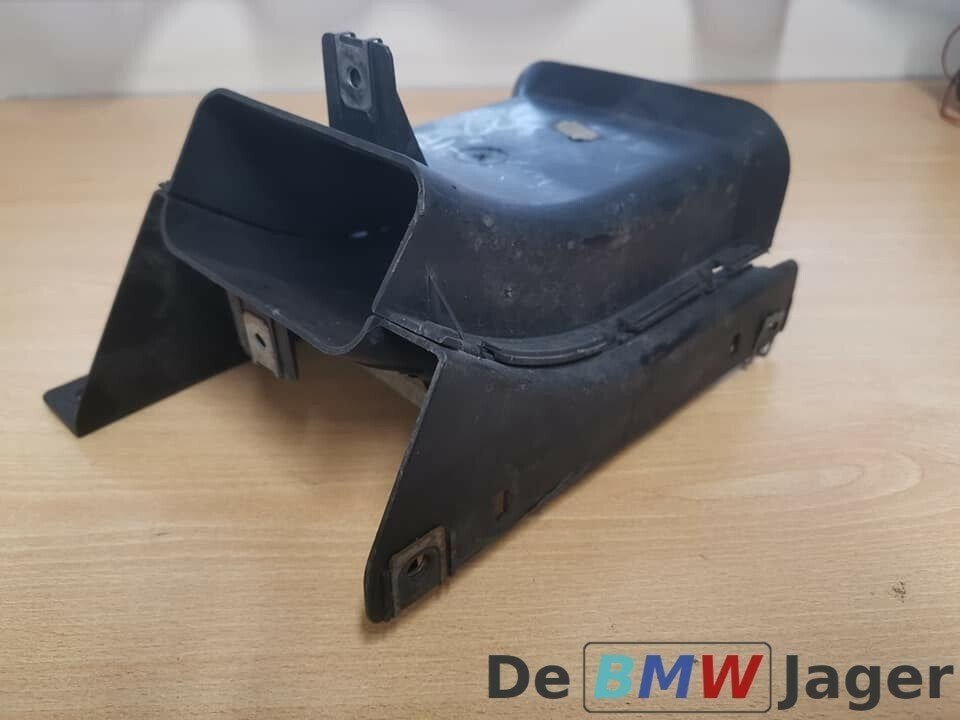 Luchtkanaal motorruimte R BMW E60 E61 E63 E64 51717039132, Auto-onderdelen, Airco en Verwarming, Gebruikt, Ophalen of Verzenden