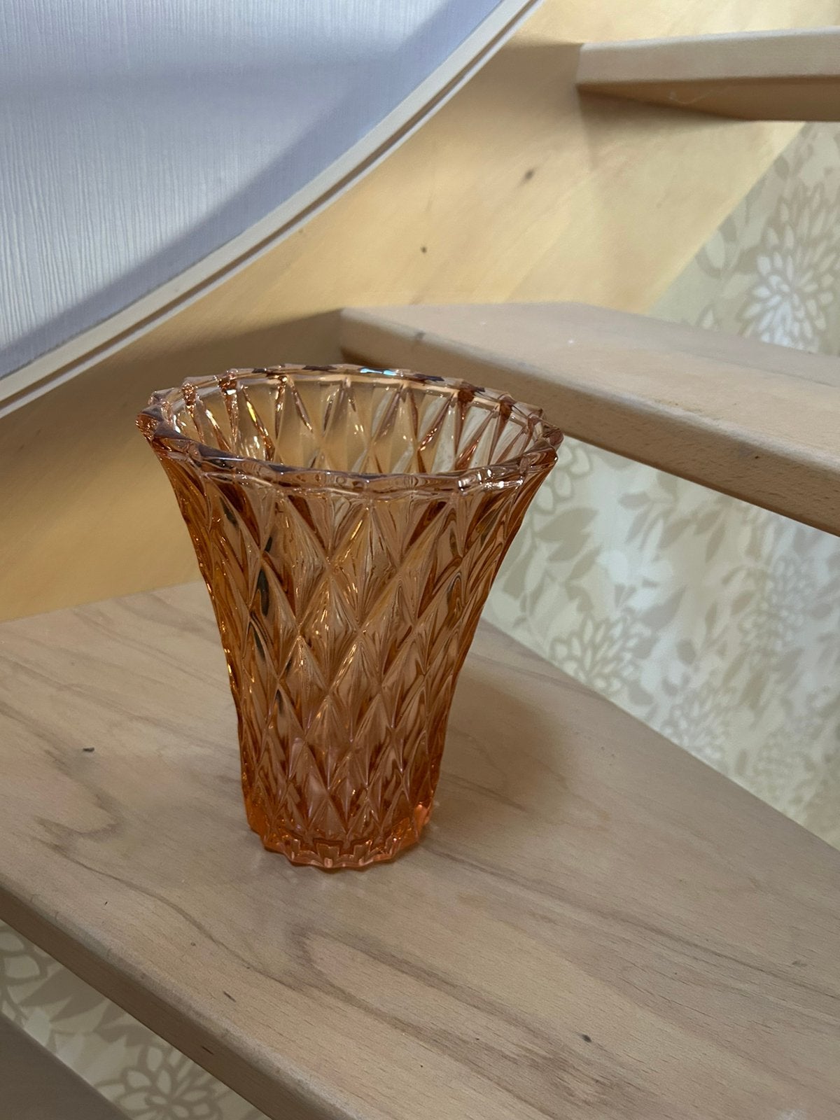 Vaas - oud roze, Huis en Inrichting, Ophalen, Zo goed als nieuw, Roze, Glas
