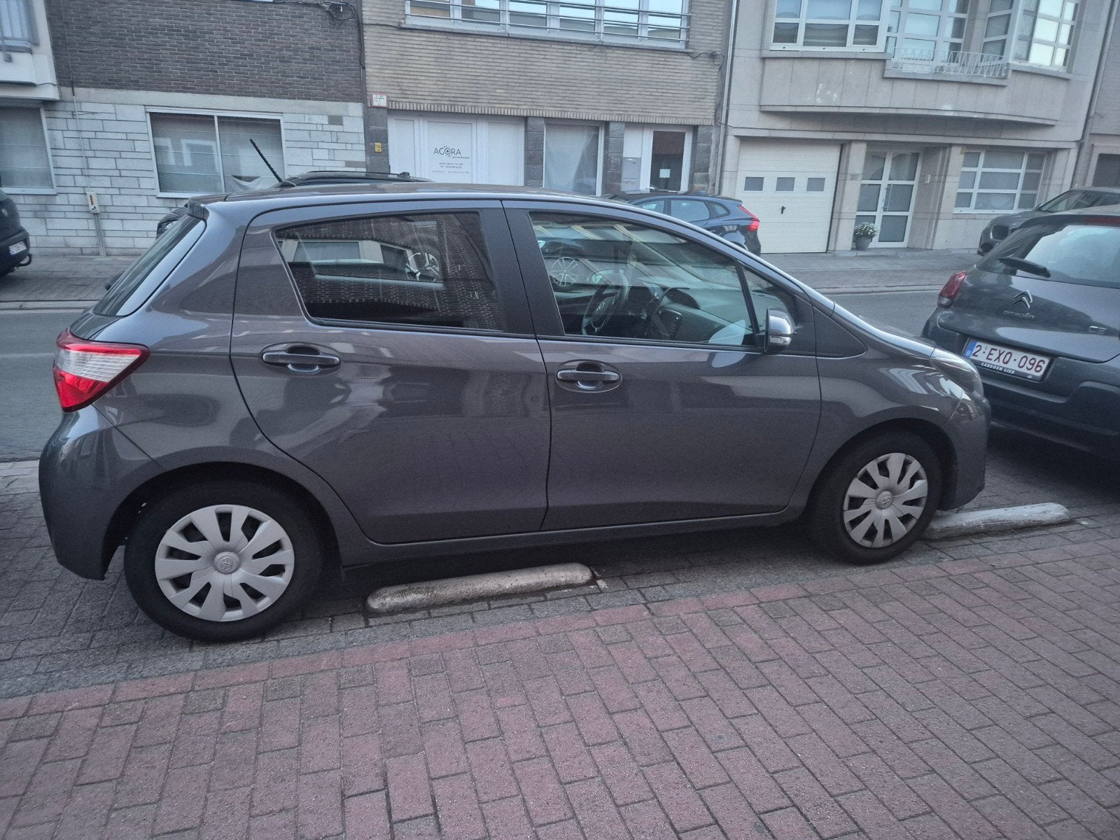 ToyoToyota Yaris 1.0 Benzine – Bouwjaar 2019 – 86.000 km, Auto's, Toyota, Handgeschakeld, Particulier, Yaris, Te koop