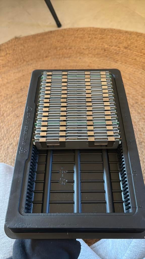16x32GB DDR3L ECC RAM, Server, DDR3, Ophalen of Verzenden, Zo goed als nieuw