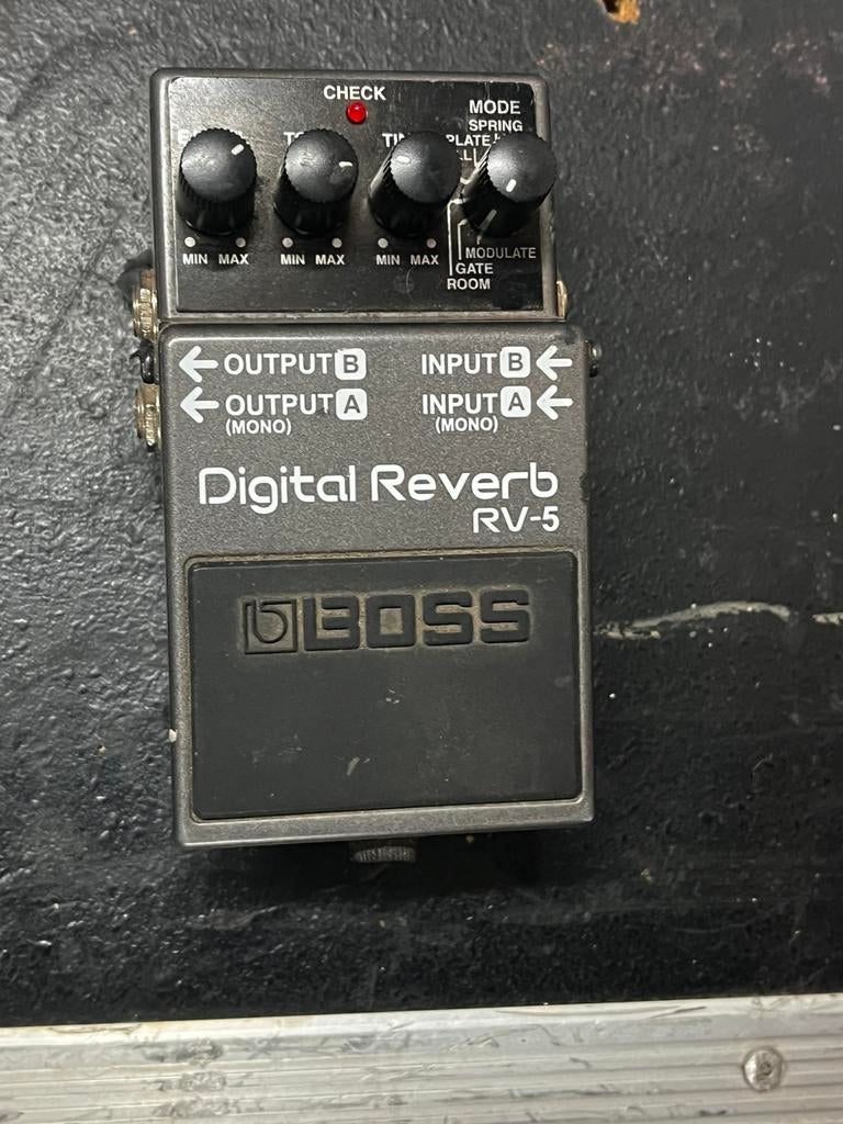 Digitzl ReuterB Boss RV5, Muziek en Instrumenten, Ophalen, Zo goed als nieuw