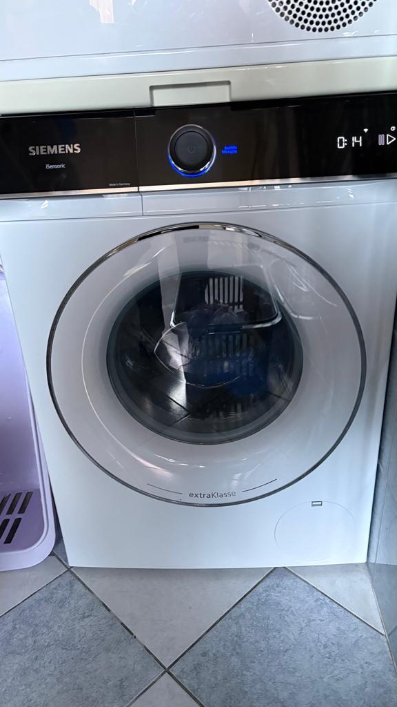 machine à laver Siemens, Elektronische apparatuur, Wasmachines, Ophalen, 1200 tot 1600 toeren, 8 tot 10 kg, Zo goed als nieuw