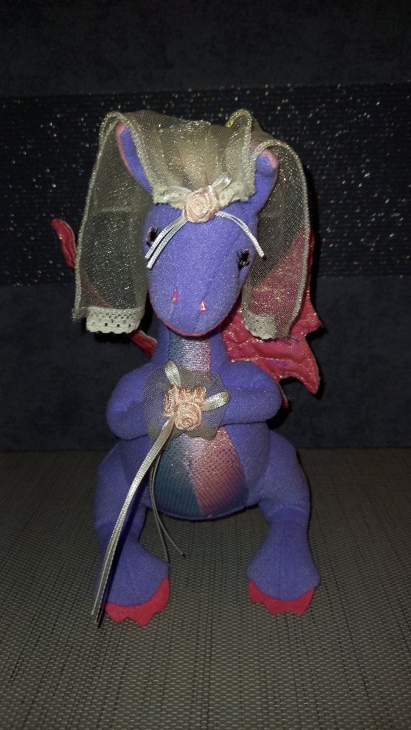 Peluche Barbie Dragon, Enfants & Bébés, Jouets | Peluches, Utilisé, Enlèvement ou Envoi