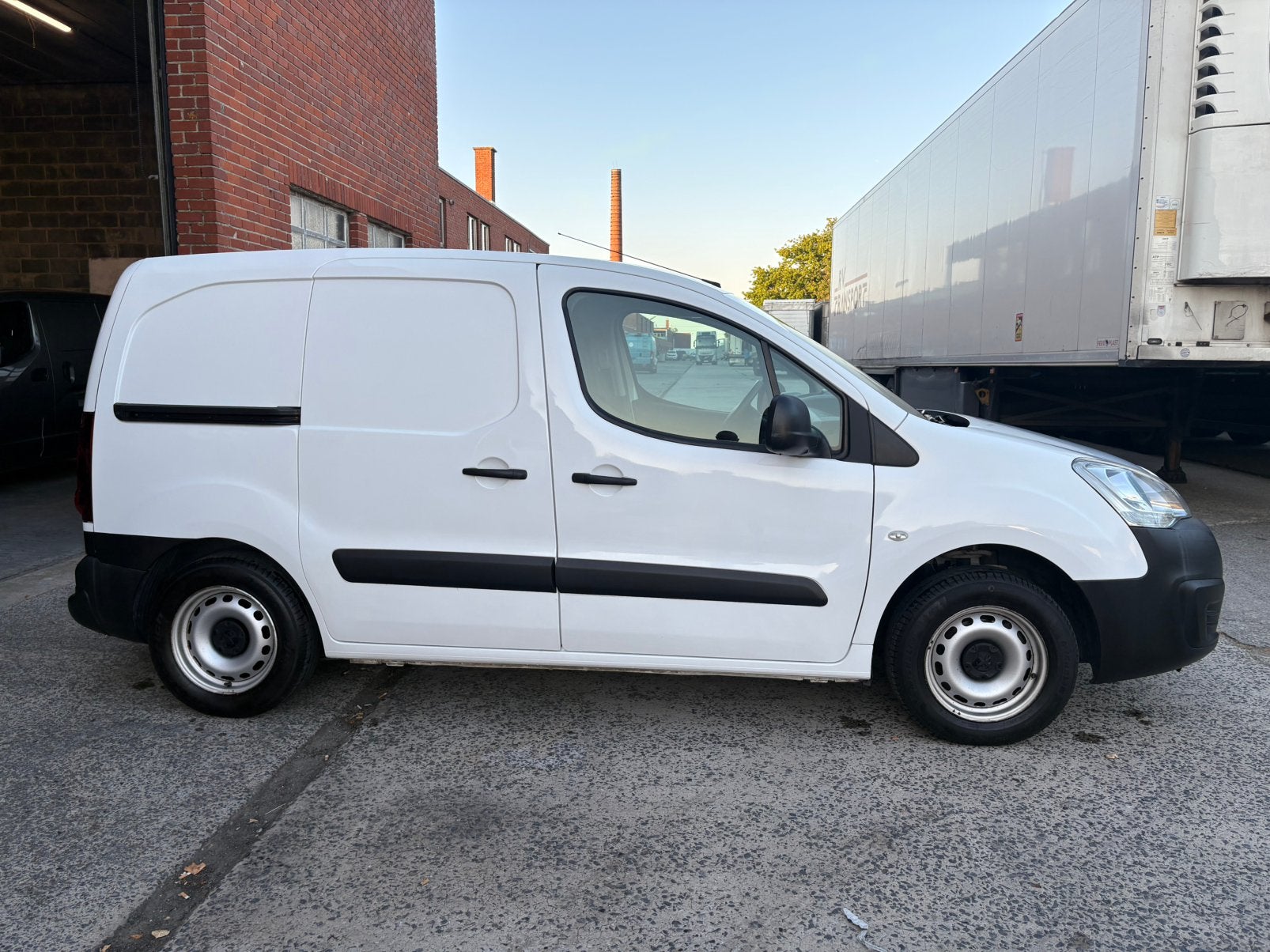 Garantie Peugeot Partner 83Dkm !, Autos, Achat, 1250 kg, Euro 6, Entreprise