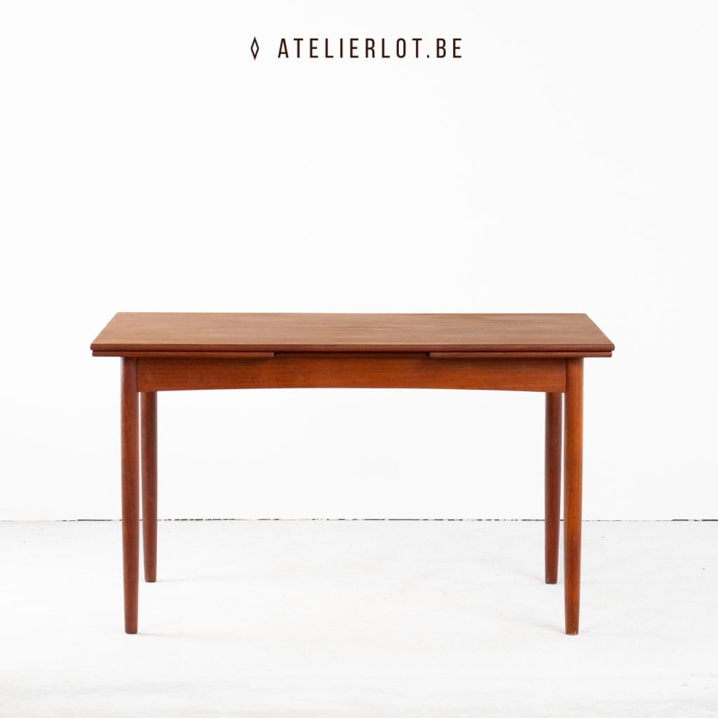 Eettafel Scandinavisch uitschuifbaar, Huis en Inrichting, Tafels | Eettafels, Zo goed als nieuw, 50 tot 100 cm, 200 cm of meer