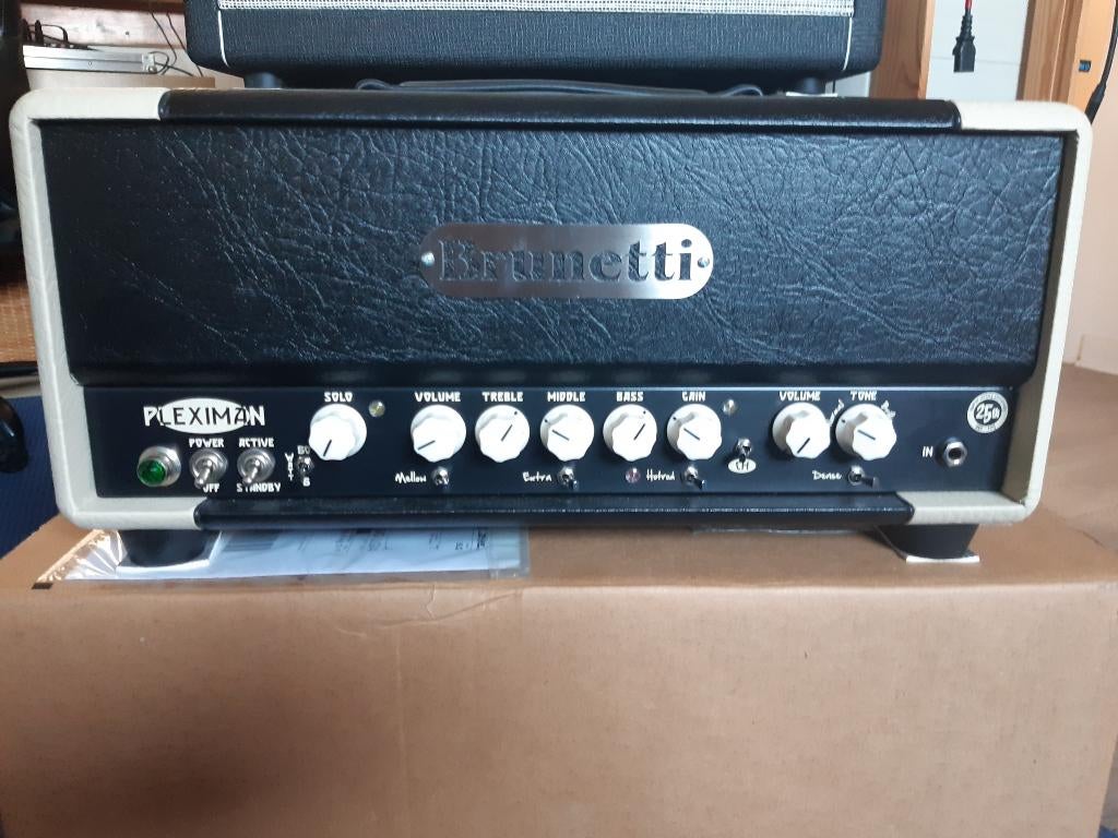 Brunetti pleximan 50/5w head, Enlèvement ou Envoi, Comme neuf, Guitare, Moins de 50 watts