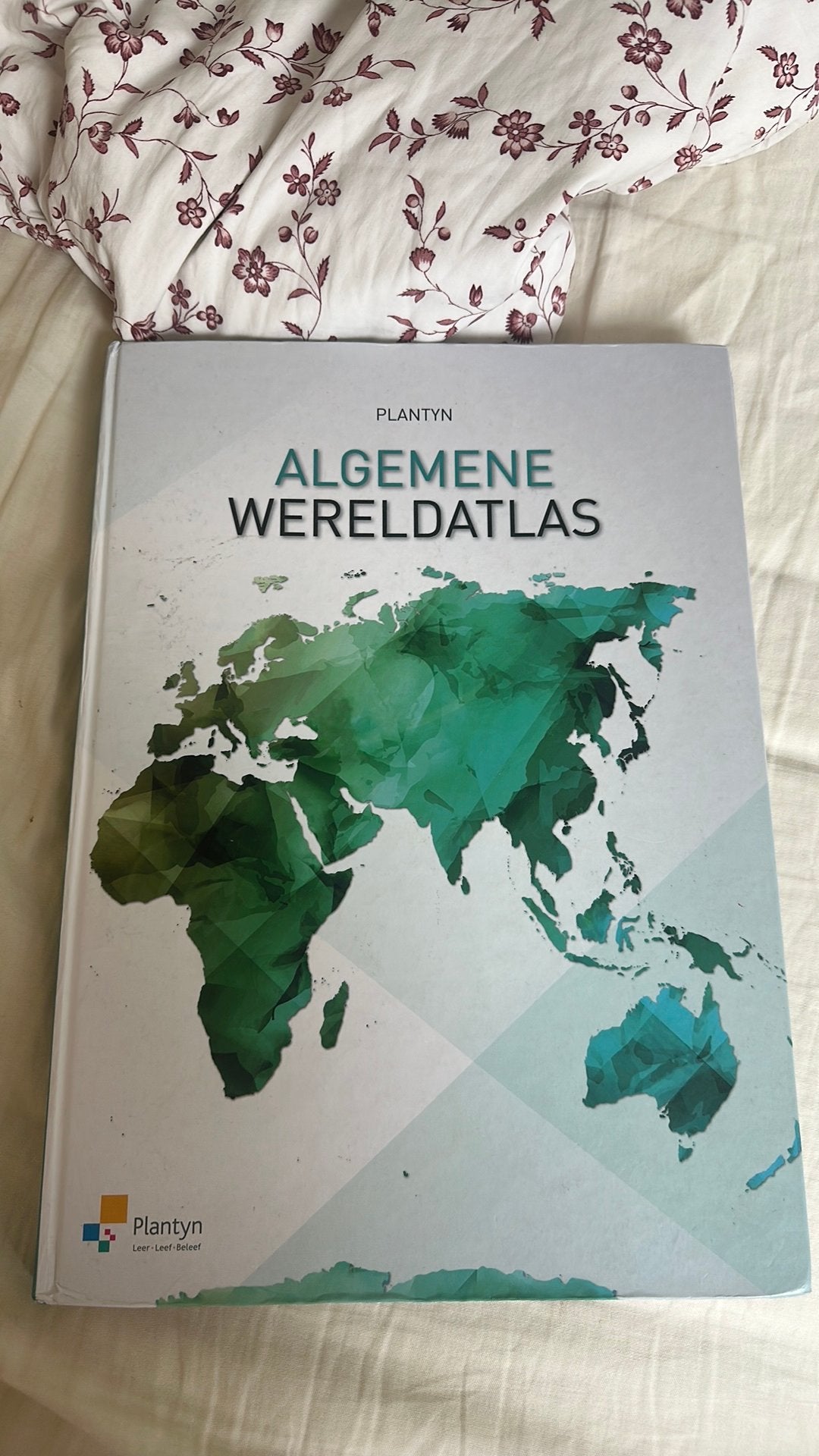 Plantyn Algemene Wereldatlas editie 2017, Boeken, Ophalen, Gelezen, Dirk Vanderhallen Etienne Van Hecke