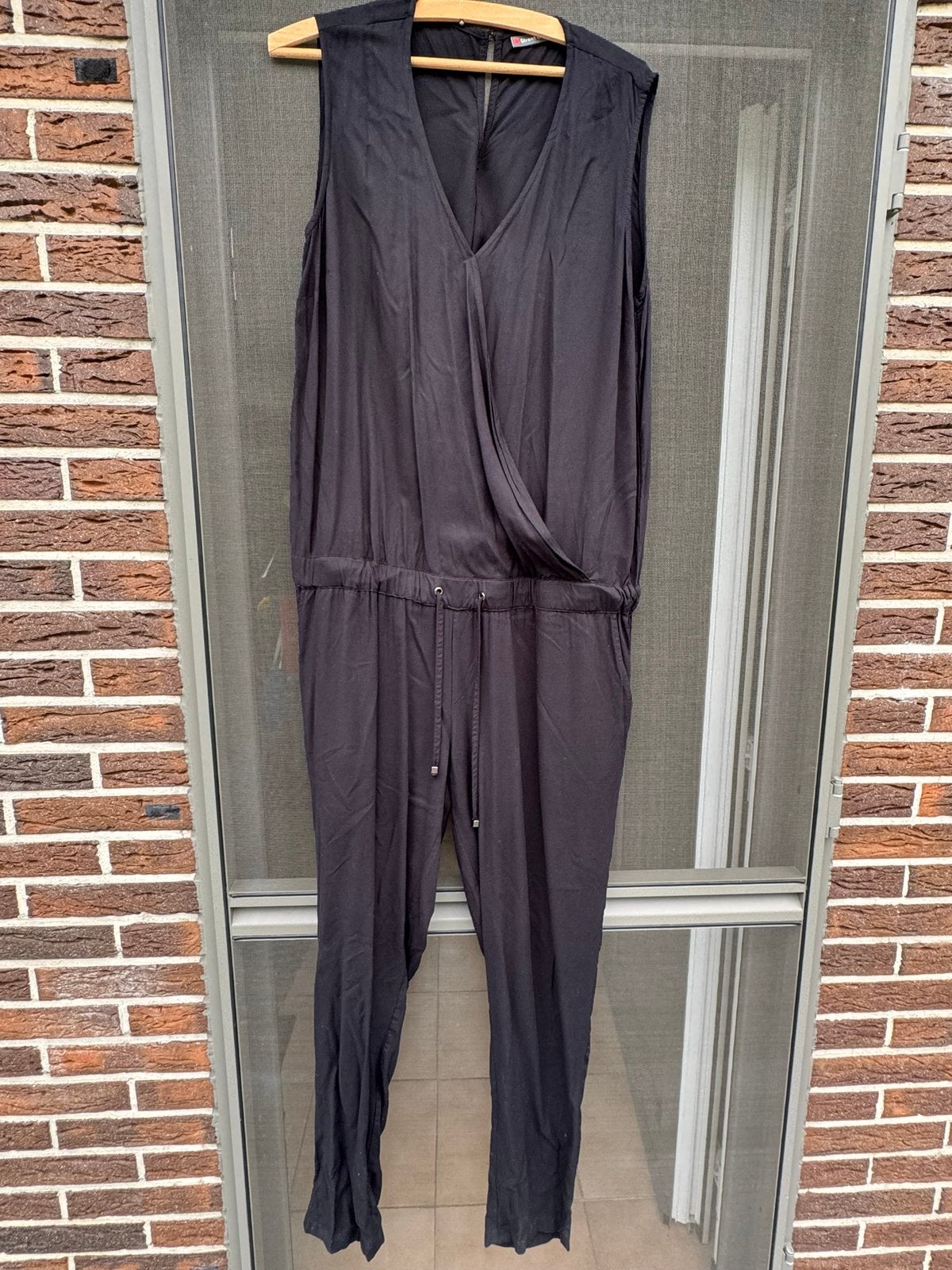 Combinaison pour femme, Enlèvement ou Envoi, Porté, Taille 42/44 (L), Noir
