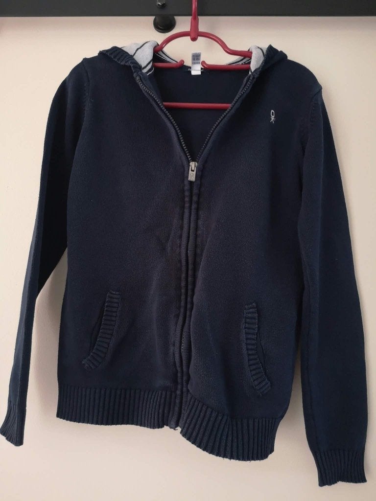 Pull bleu à capuche, Garçon, Enlèvement, Utilisé, Pull ou Veste