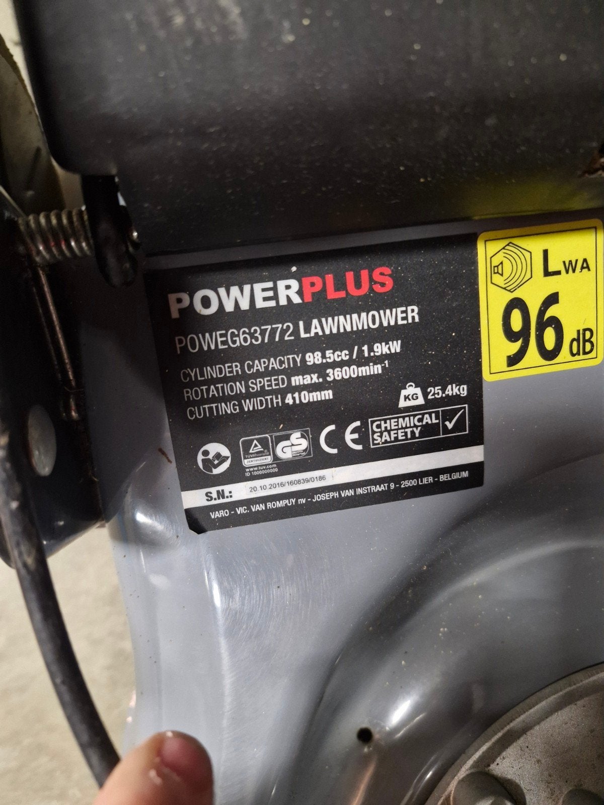 grasmachine benzine powerplus, Ophalen