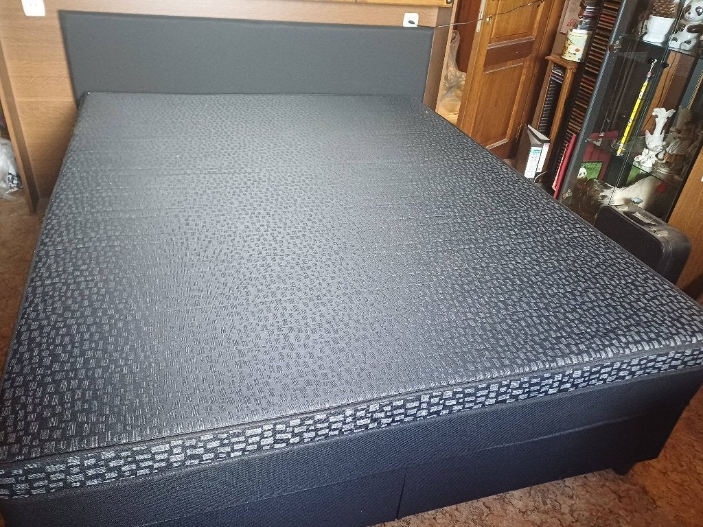 Boîte à ressorts, Maison & Meubles, Chambre à coucher | Lits boxsprings, Autres dimensions, 210 cm, Comme neuf, Enlèvement