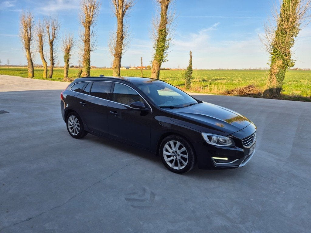 Volvo V60, Autos, Volvo, Cuir, Achat, Euro 6, V60
