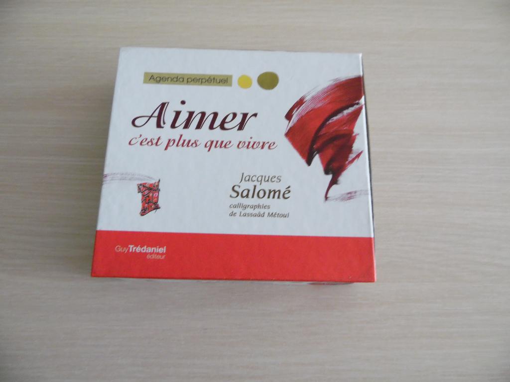 AGENDA PERPÉTUEL      AIMER C'EST PLUS QUE VIVRE, Divers, Enlèvement ou Envoi, Comme neuf