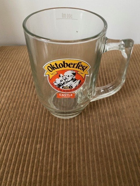 Oktoberfest bierbekerglas - 500 ml, Ophalen of Verzenden, Zo goed als nieuw, Bierglas